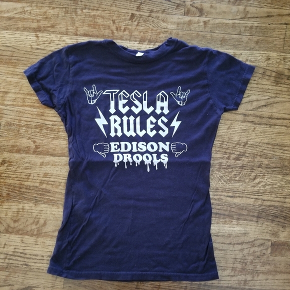 Tesla T-Shirt - Picture 1 of 2